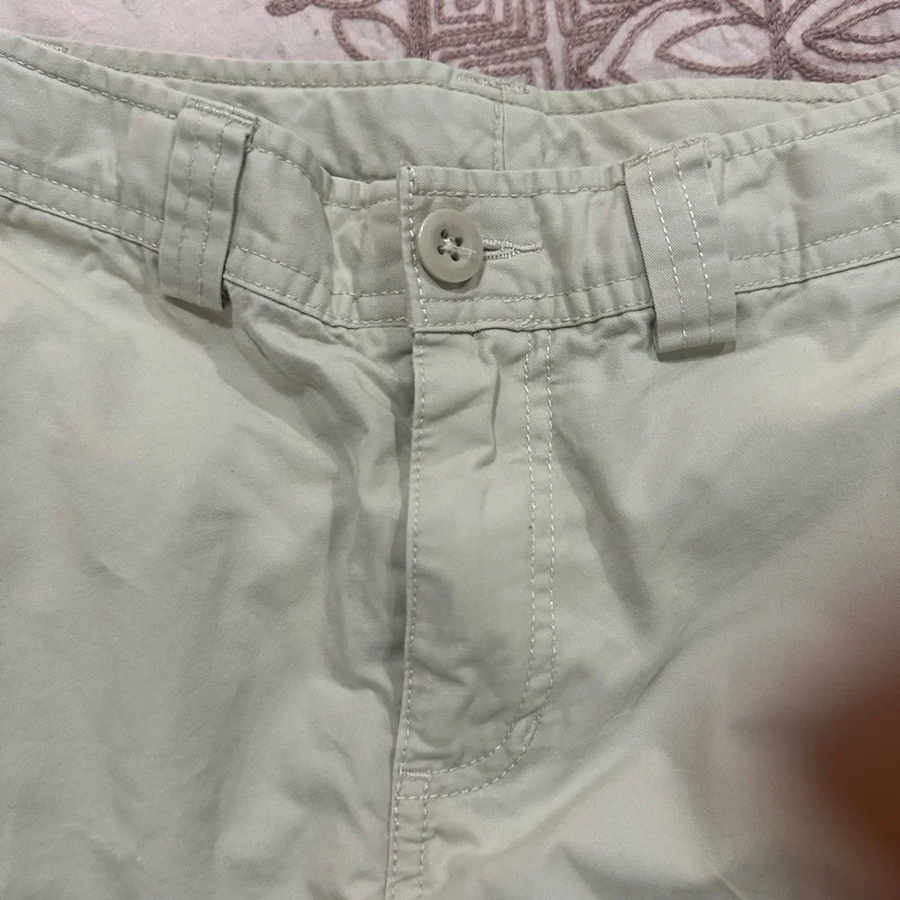 Kids Polo Ralph Lauren Cargo Shorts like new only wore once - Picture 4 of 7